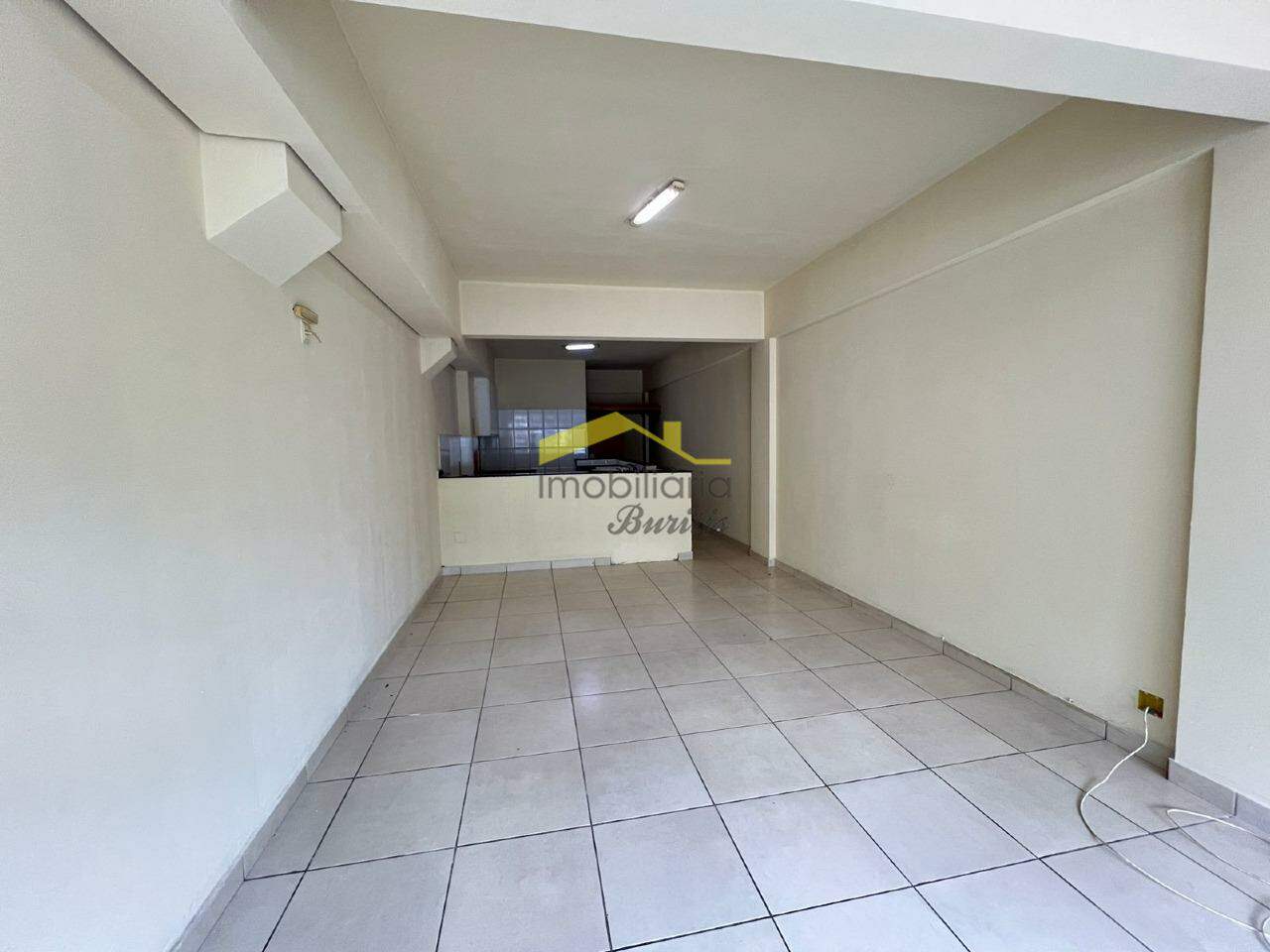 Loja para aluguel no Buritis: 