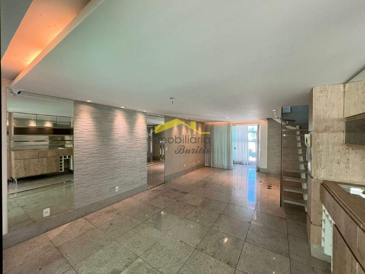 Cobertura à venda no Buritis: 