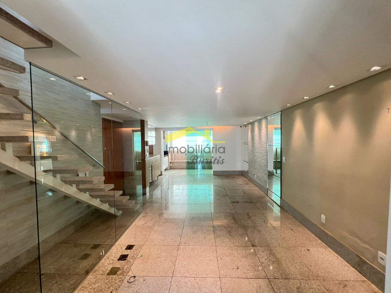 Cobertura à venda no Buritis: 