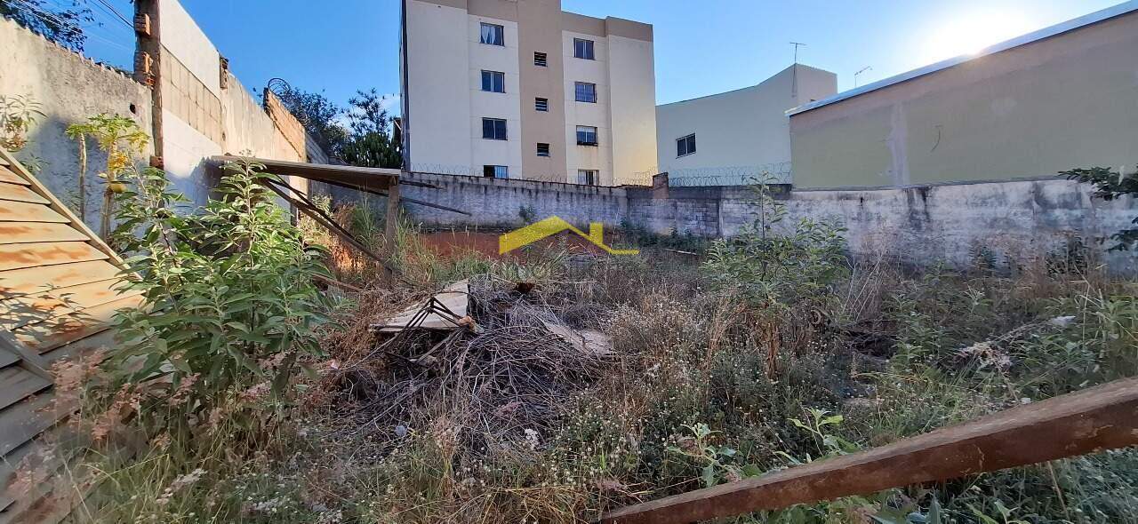 Lote à venda no Betânia: 