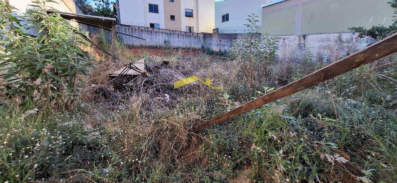 Lote à venda no Betânia: 