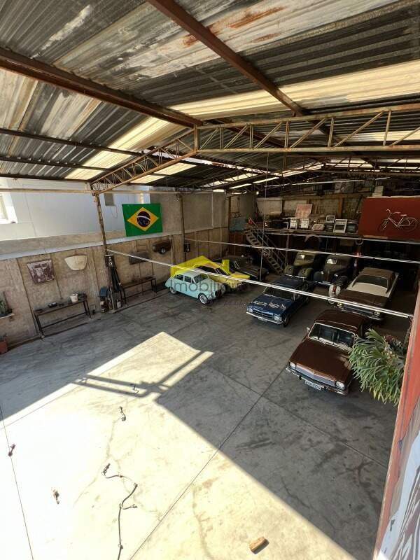 Galpão à venda no Buritis: 