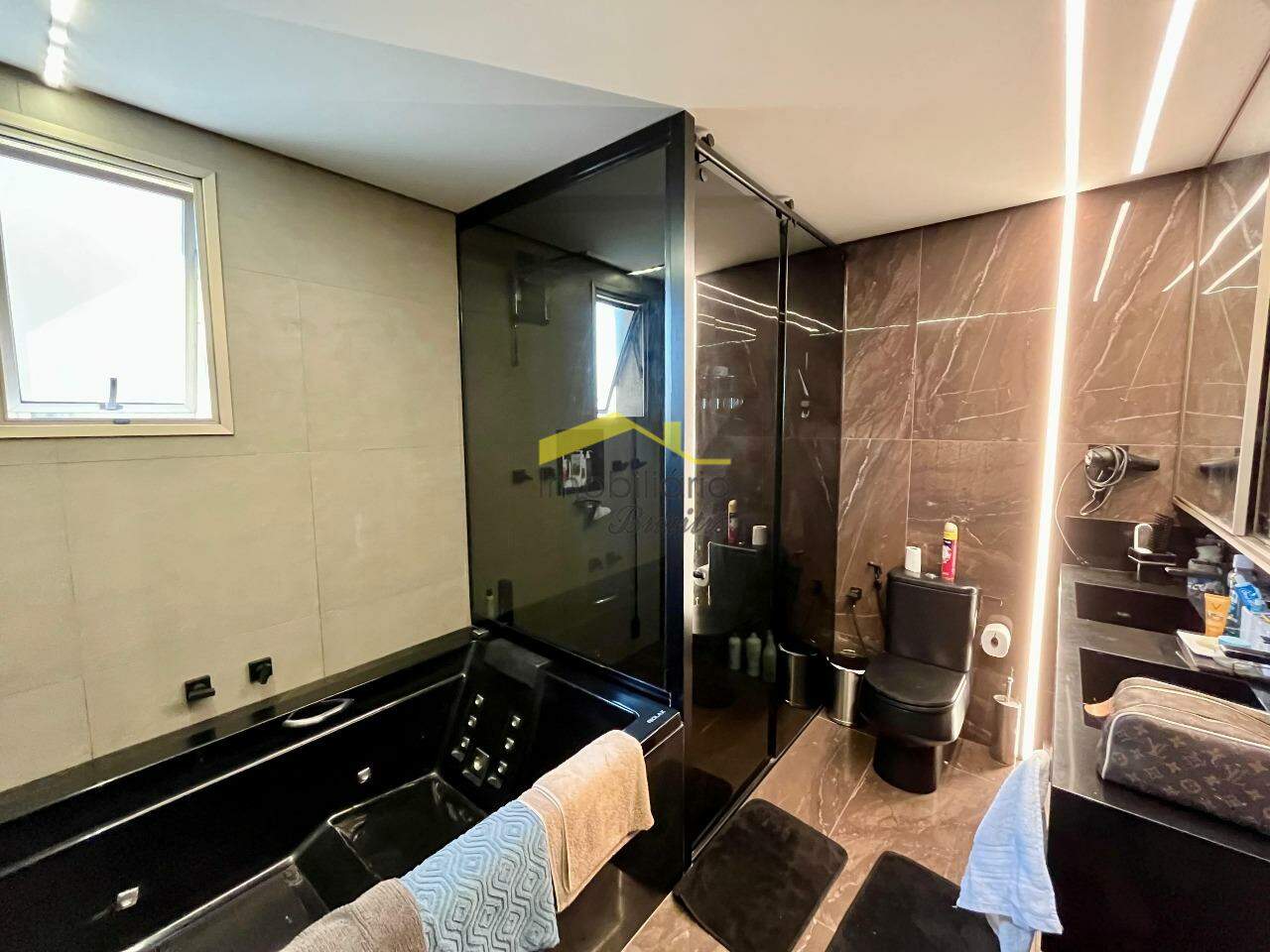 Casa à venda no Buritis: 