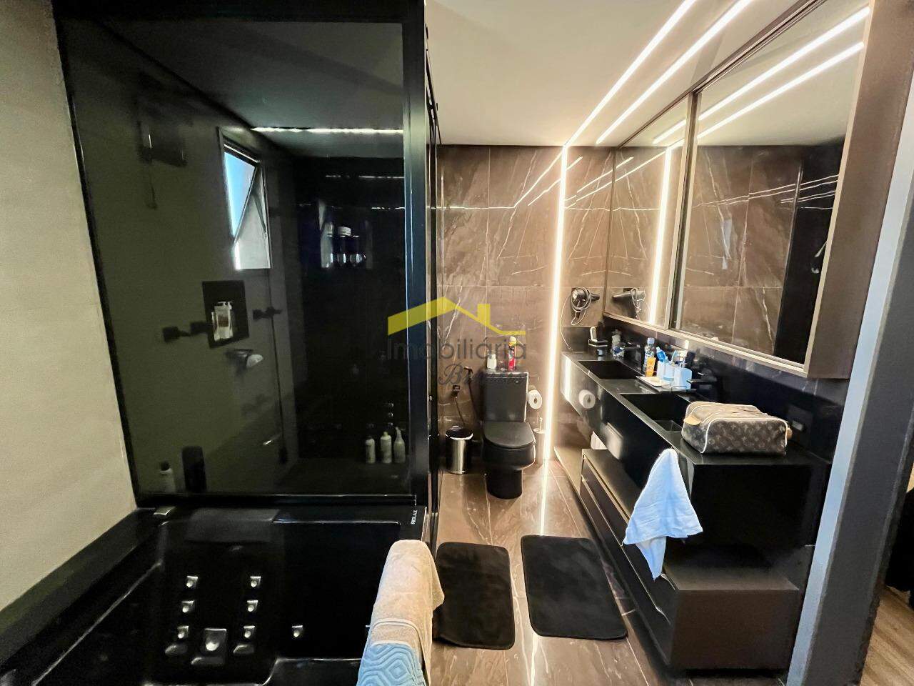 Casa à venda no Buritis: 