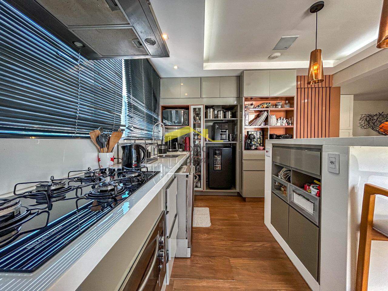 Cobertura à venda no Buritis: 