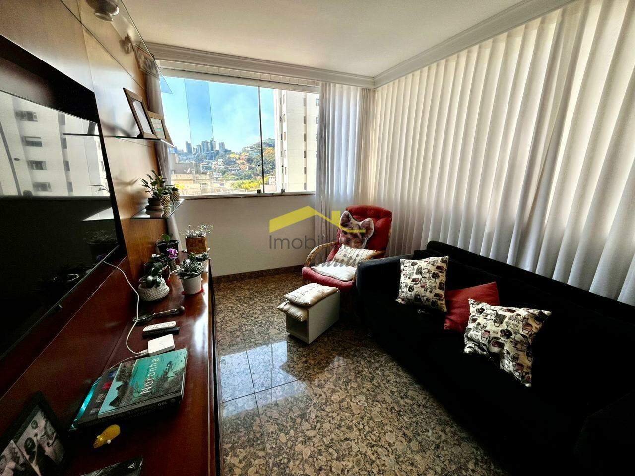 Apartamento à venda no Buritis: 