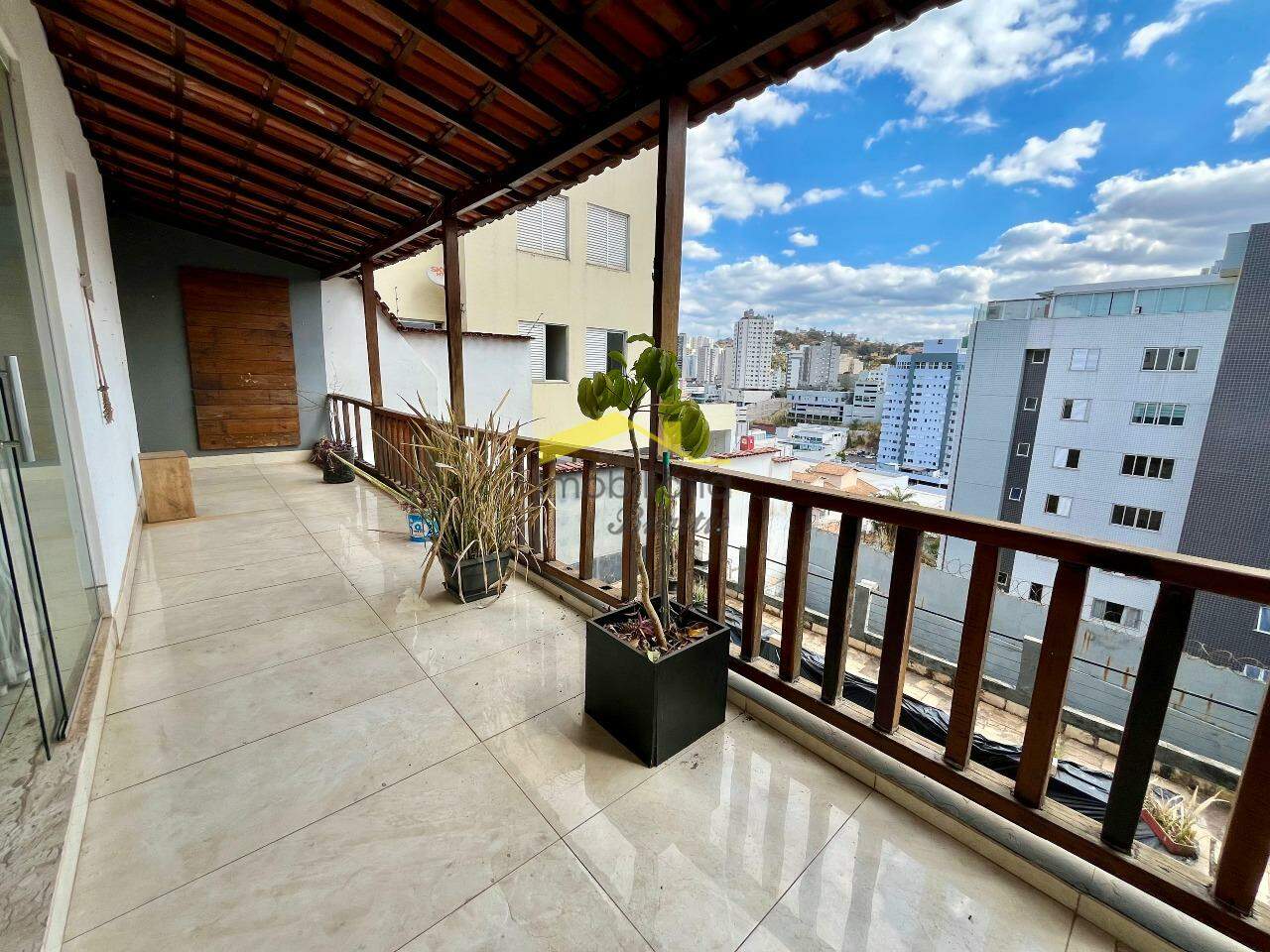 Casa para aluguel no Buritis: 