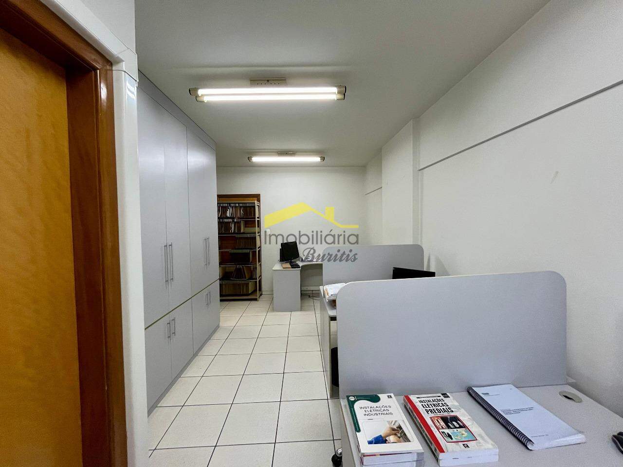 Conjunto de Salas à venda no Estoril: 