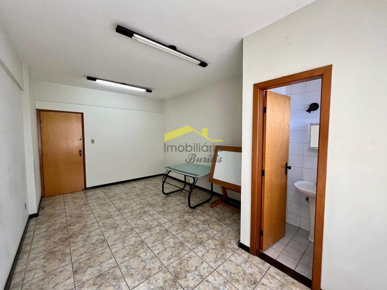 Sala à venda no Estoril: 