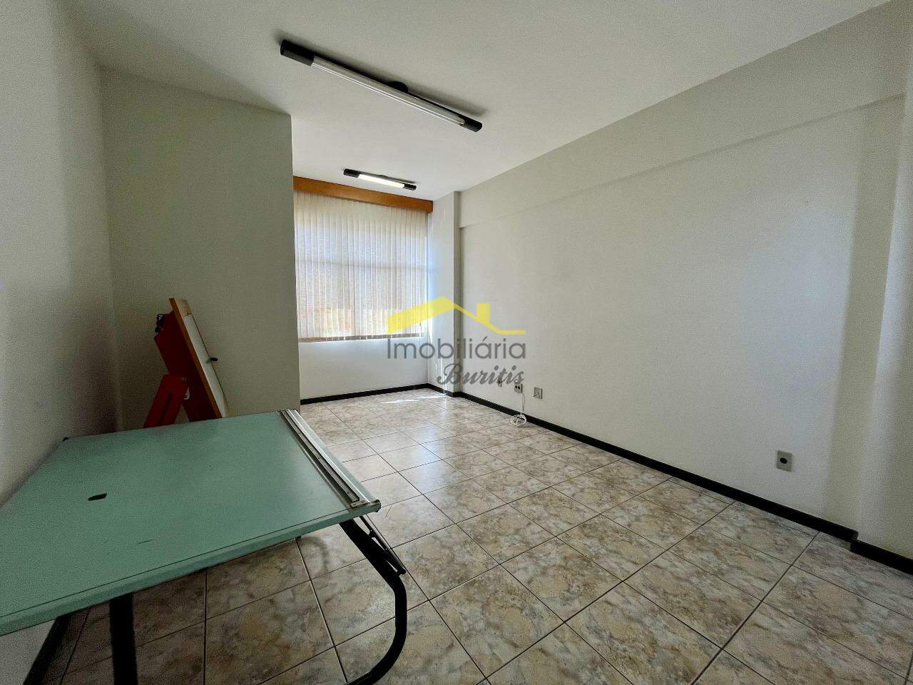 Sala à venda no Estoril: 