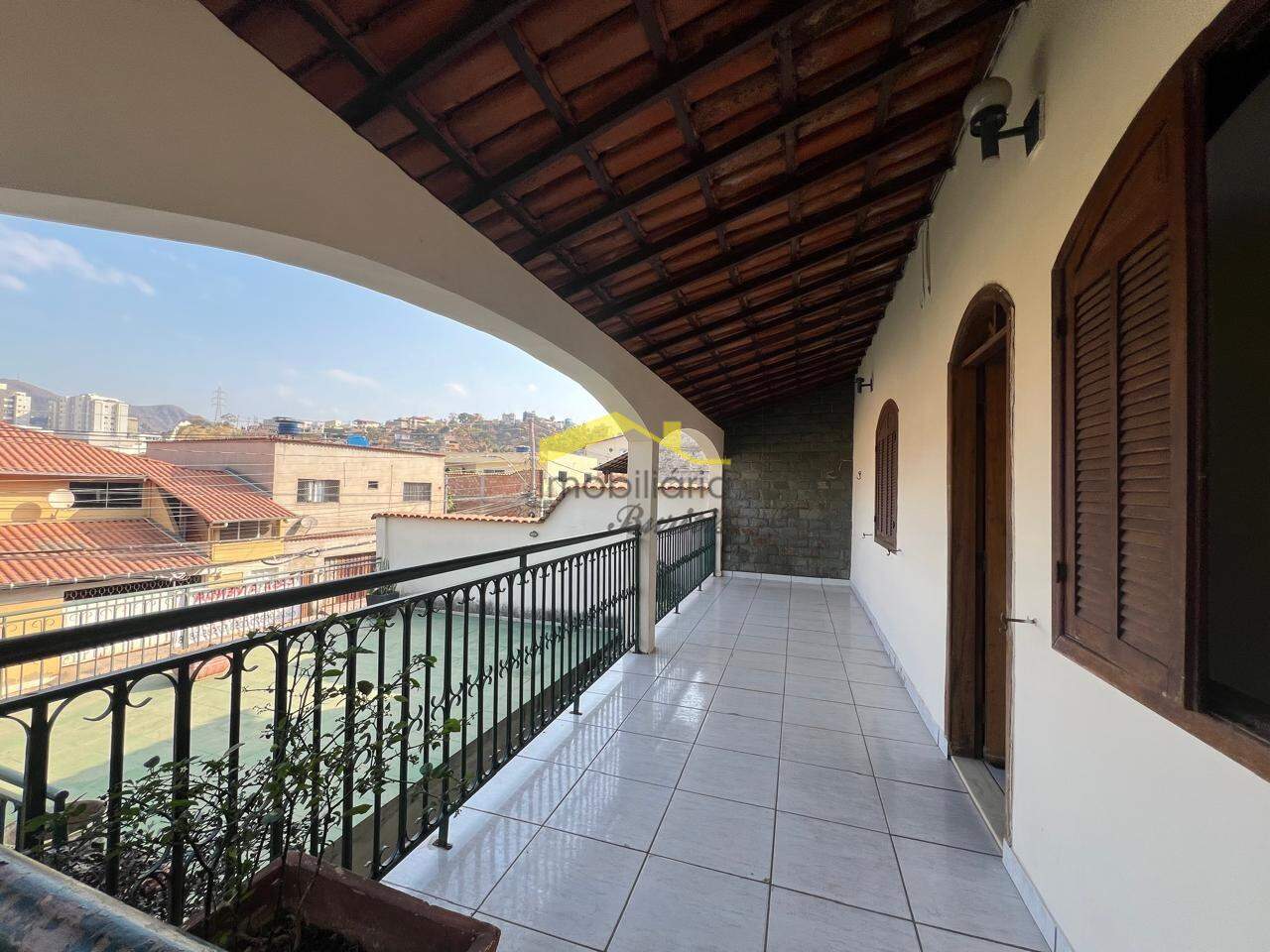 Casa à venda no Palmeiras: 