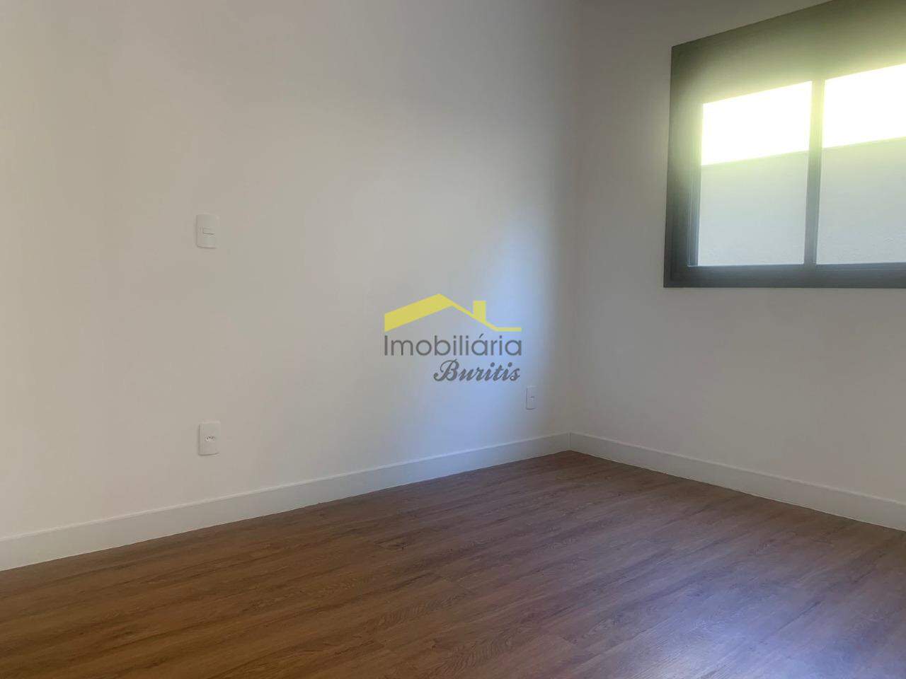 Apartamento com área privativa à venda no Santa Lúcia: 