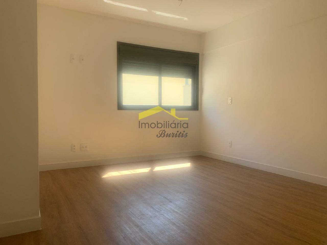 Apartamento com área privativa à venda no Santa Lúcia: 