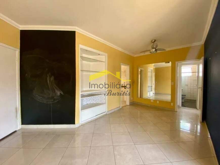 Apartamento à venda no Estoril: 