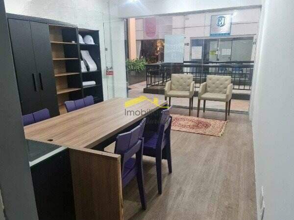 Loja à venda no Estoril: 