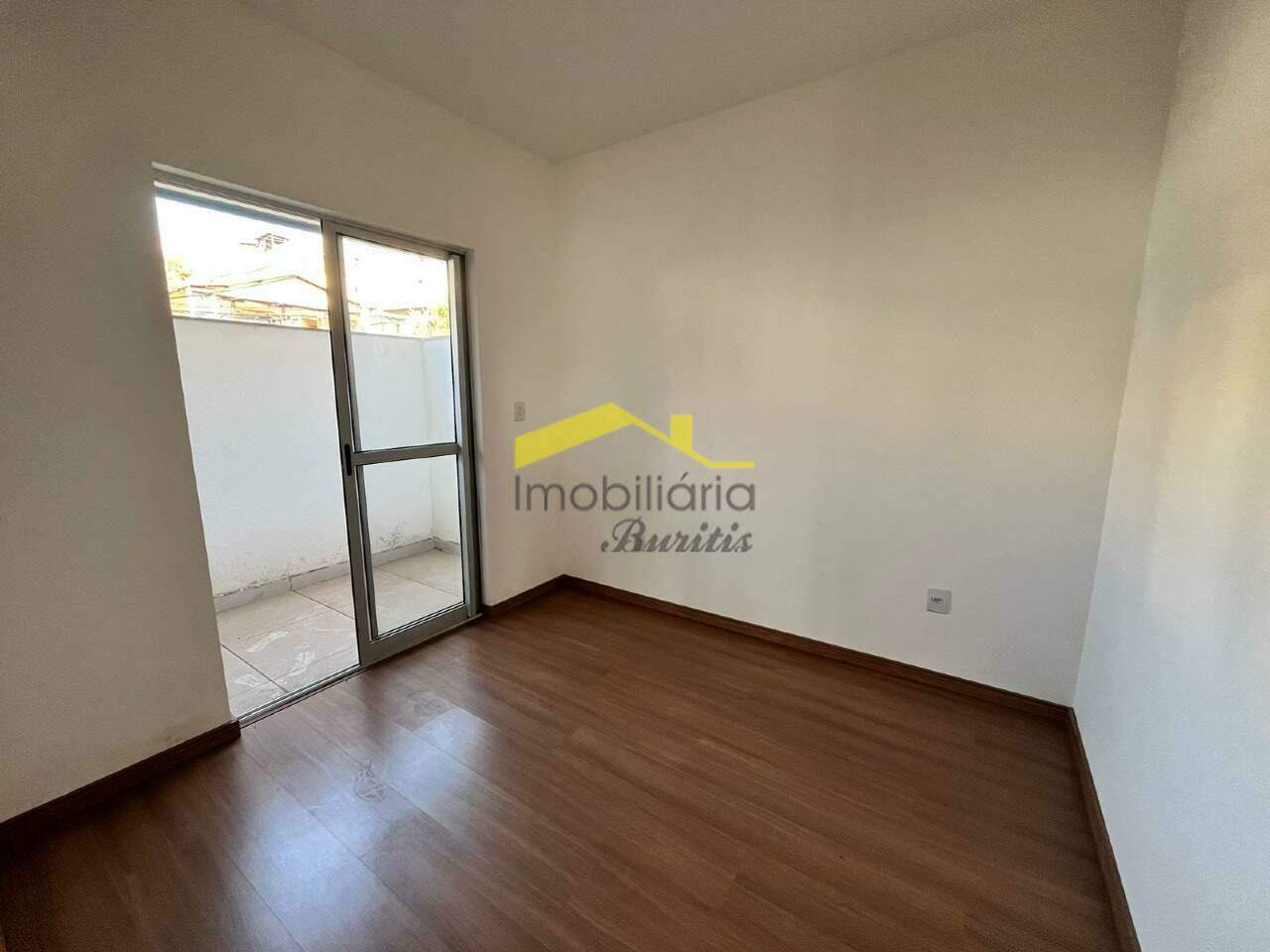 Apartamento com área privativa à venda no Havaí: 