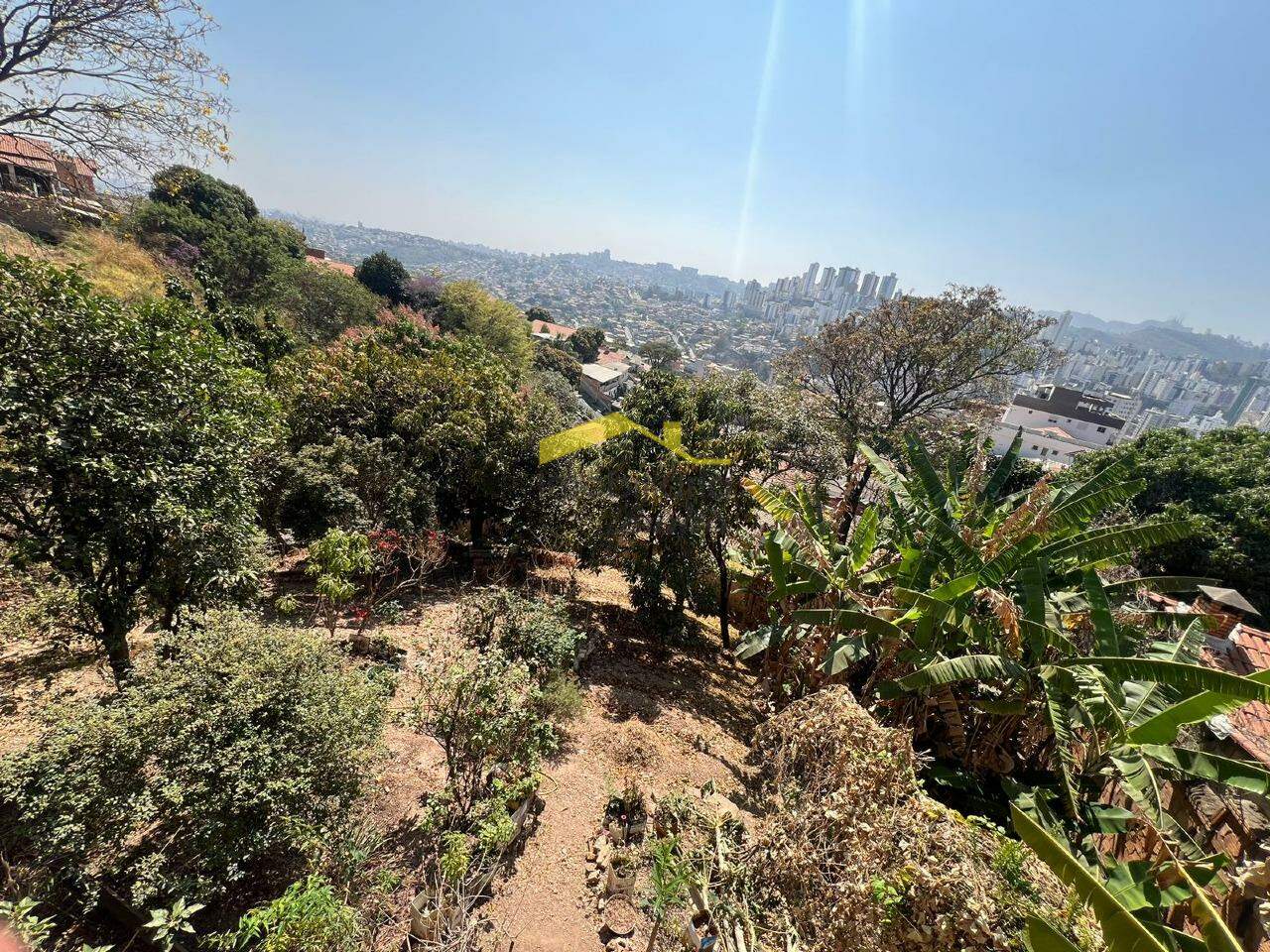 Lote à venda no Palmeiras: 