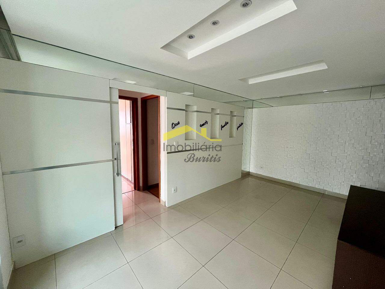 Apartamento à venda no Buritis: 