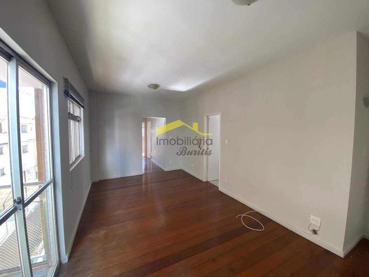 Apartamento à venda no Buritis: 