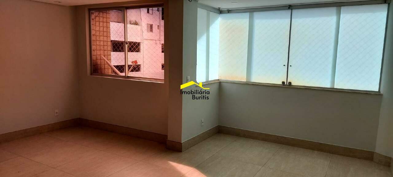 Apartamento à venda no Buritis: 