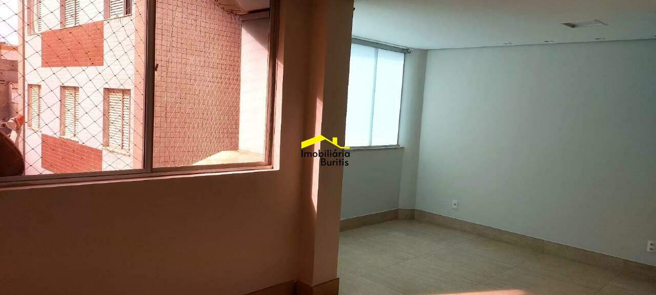 Apartamento à venda no Buritis: 