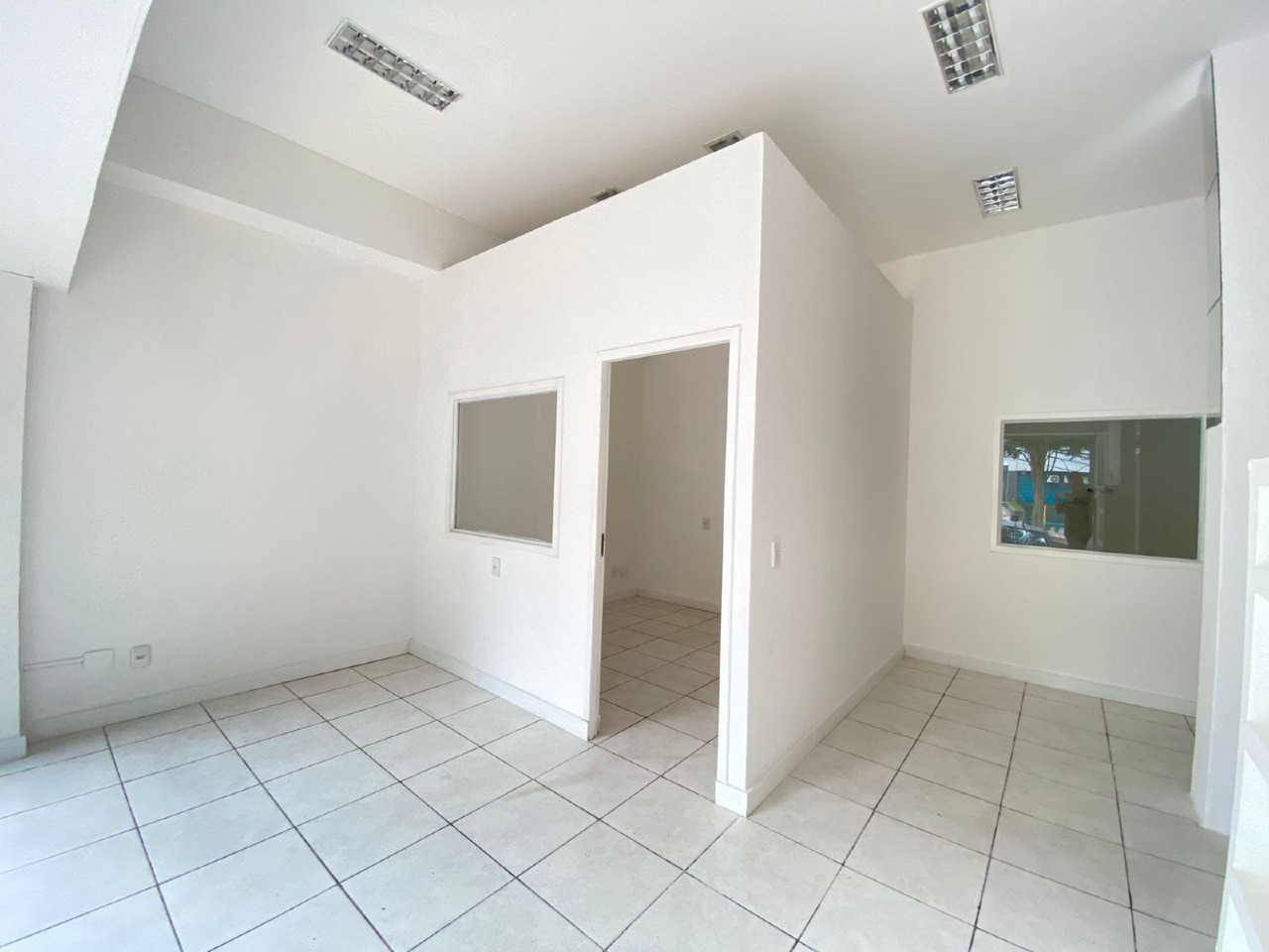 Loja à venda no Buritis: 