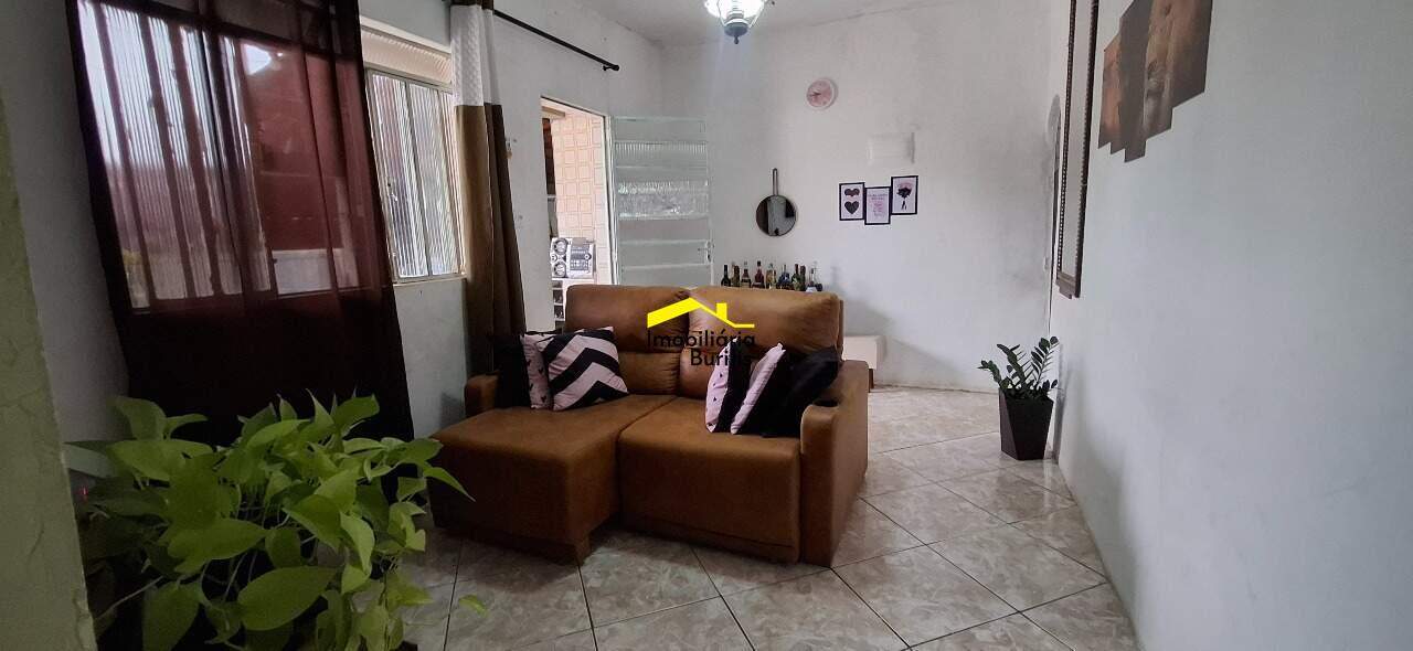 Casa à venda no Palmeiras: 