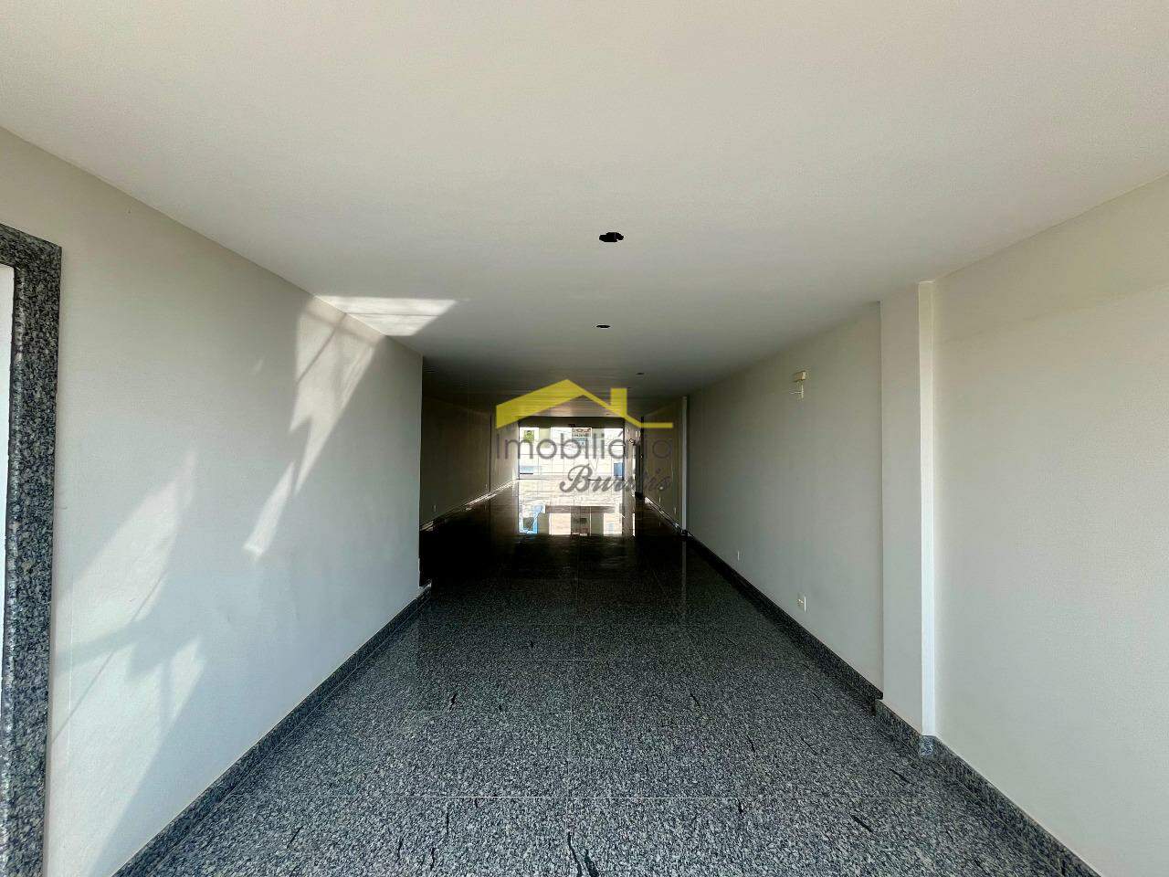 Loja à venda no Estoril: 