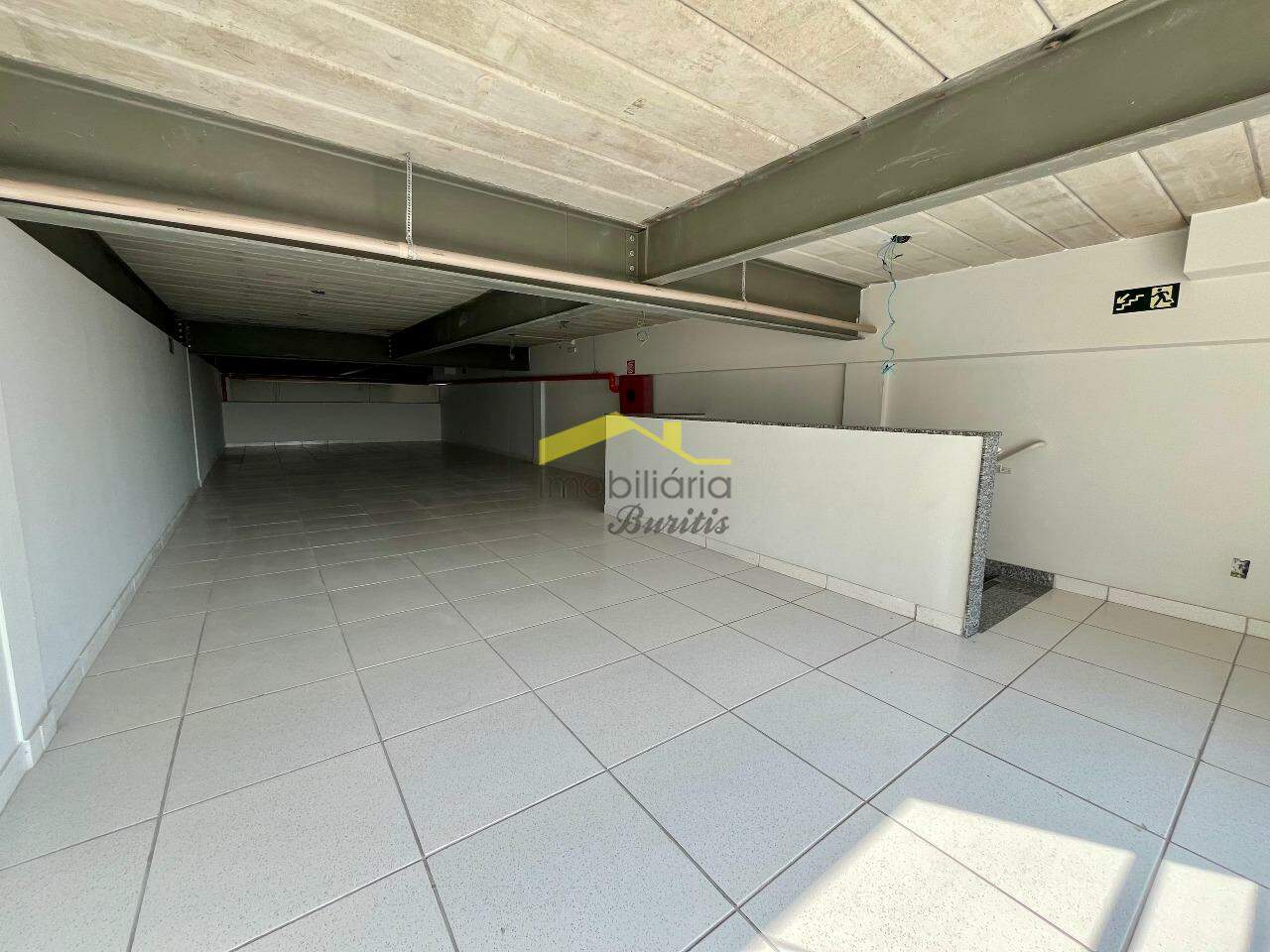 Loja à venda no Estoril: 