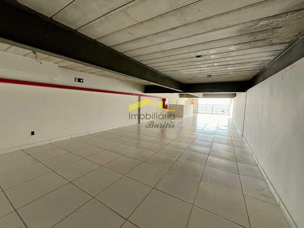 Loja à venda no Estoril: 