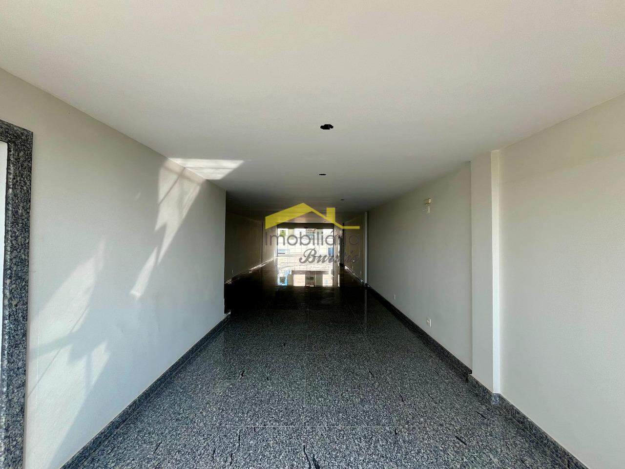 Loja à venda no Estoril: 