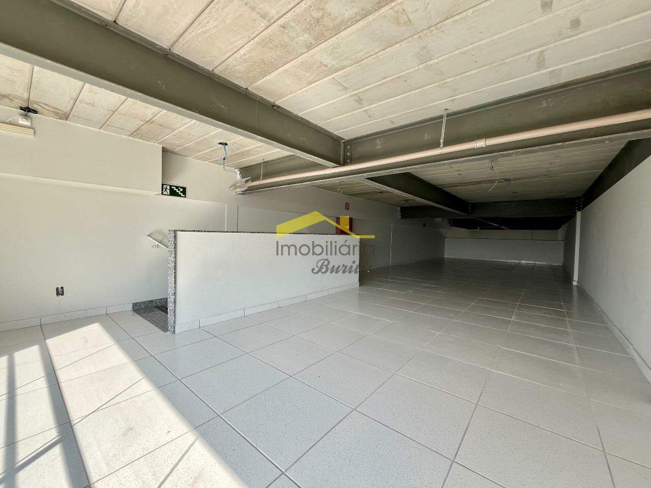 Loja à venda no Estoril: 