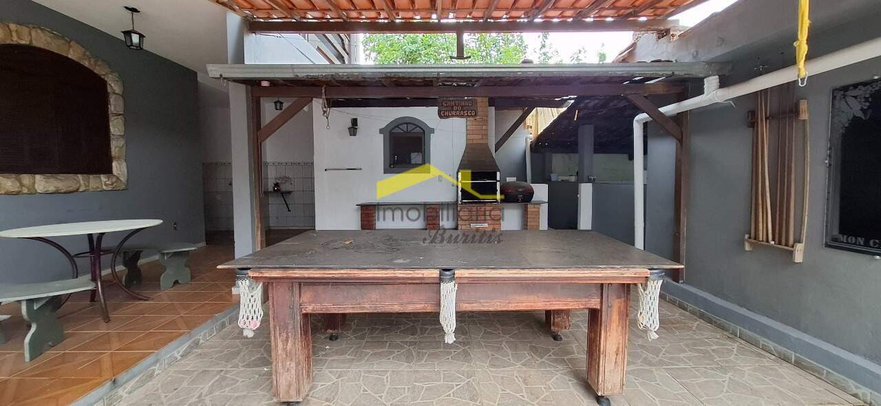 Casa à venda no Palmeiras: 