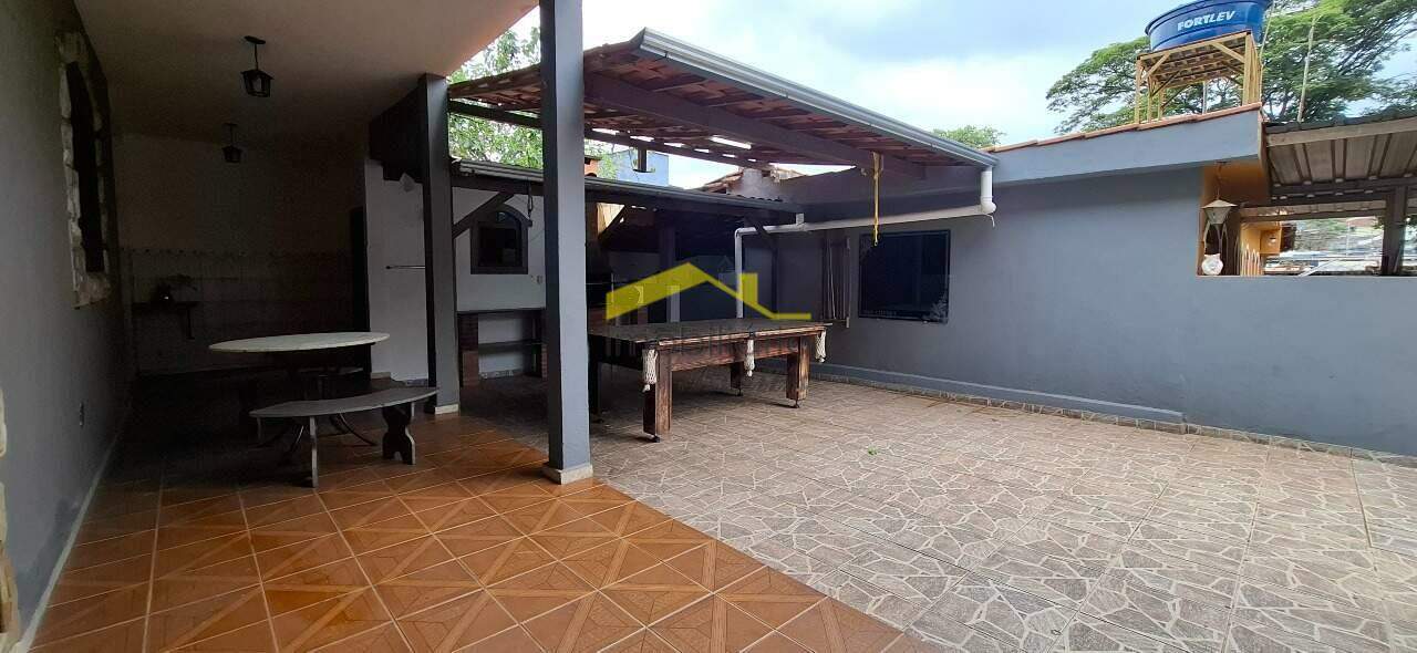 Casa à venda no Palmeiras: 