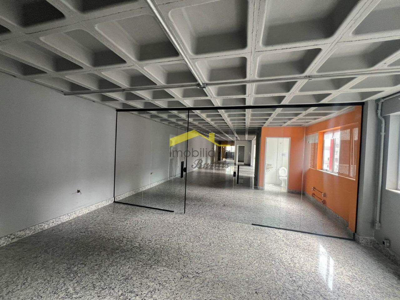 Andar para aluguel no Buritis: 