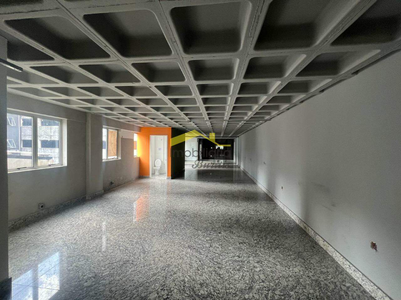 Andar para aluguel no Buritis: 