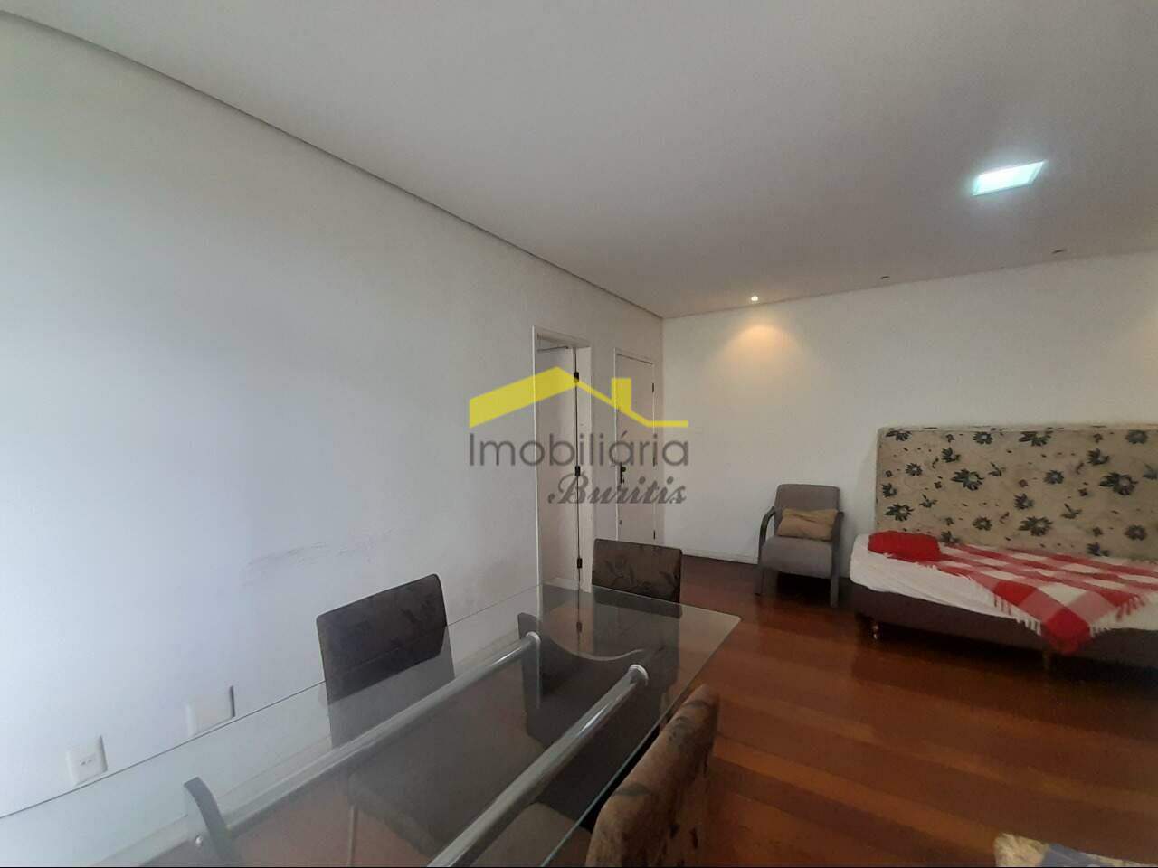 Apartamento à venda no Buritis: 