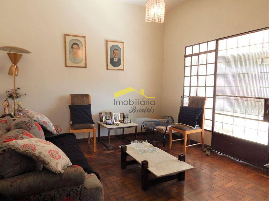 Casa à venda no Grajaú: 