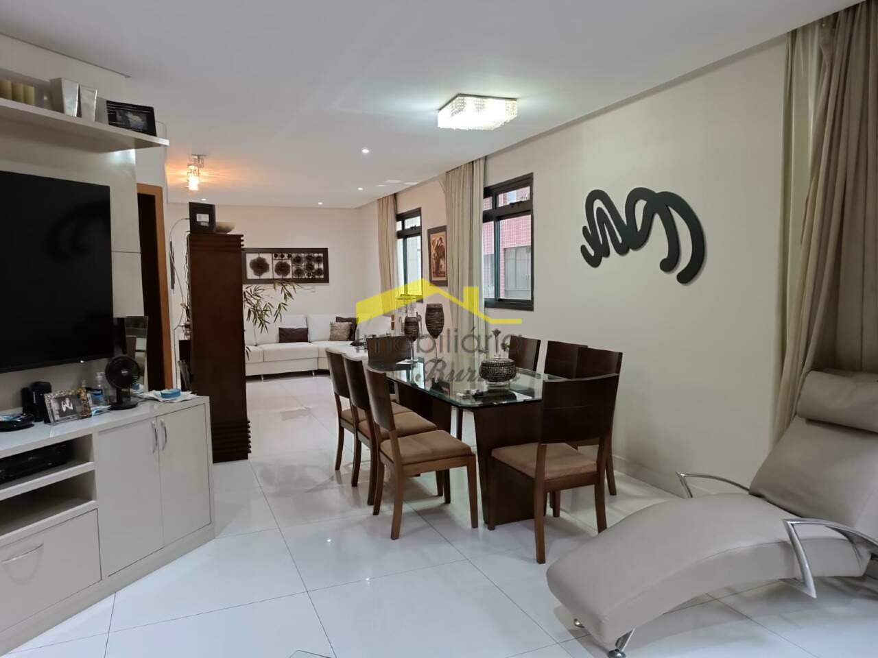 Apartamento à venda no Buritis: 