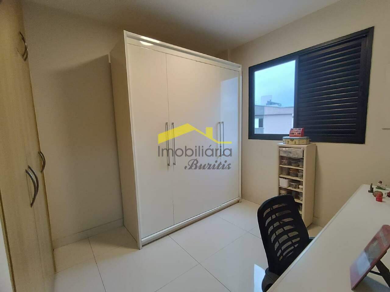 Apartamento à venda no Buritis: 