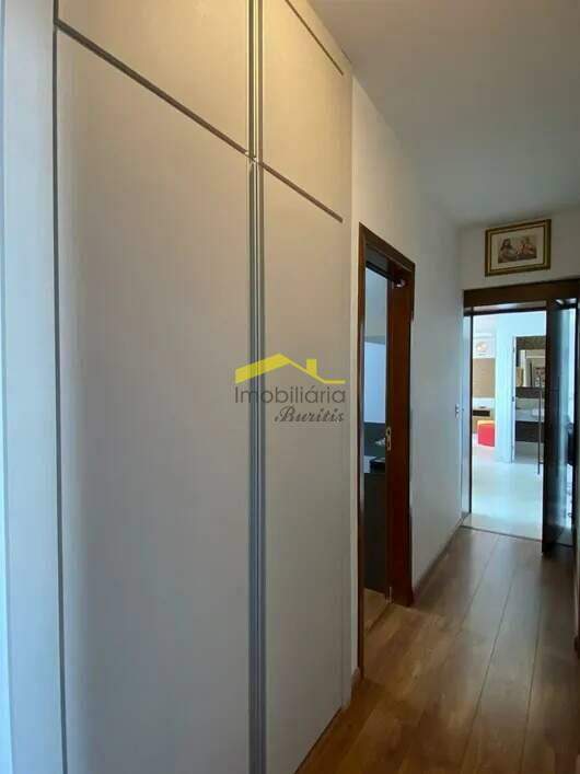 Apartamento à venda no Buritis: 