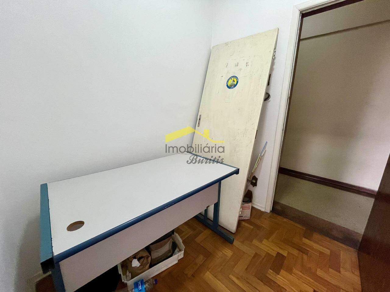 Sala para aluguel no Centro: 