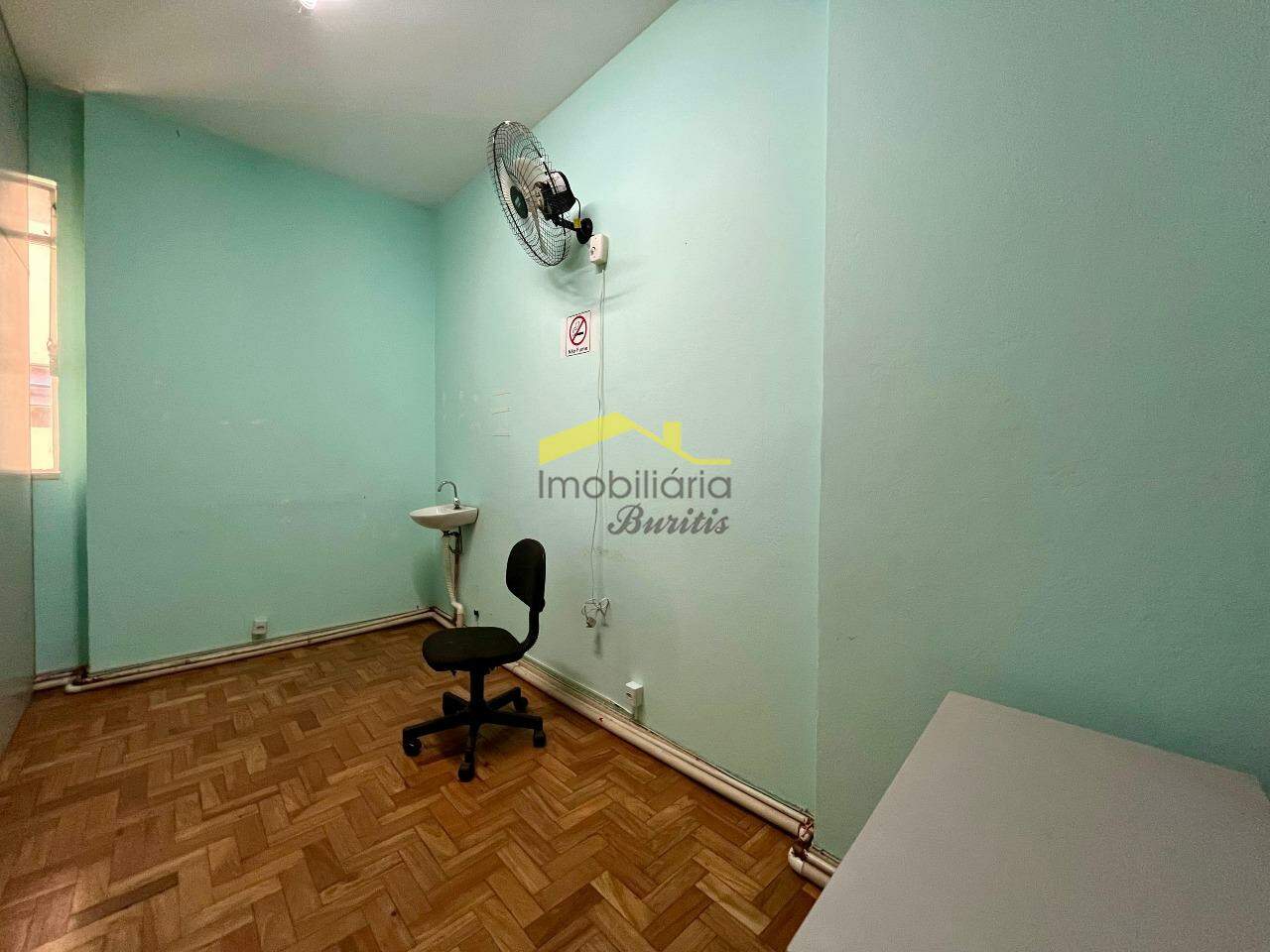 Sala para aluguel no Centro: 