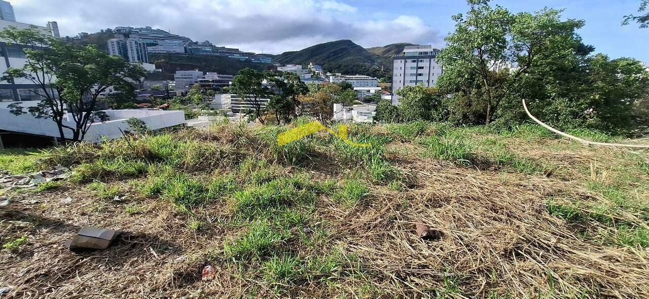 Lote à venda no Estoril: 
