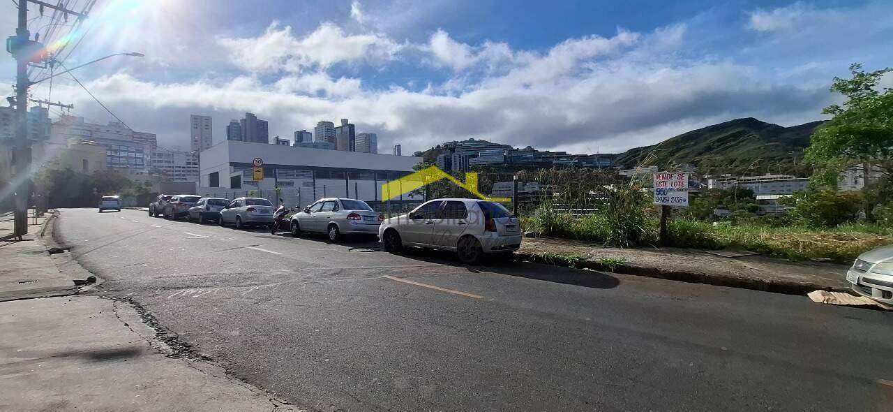 Lote à venda no Estoril: 