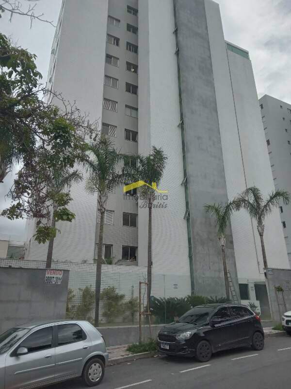 Cobertura à venda no Estoril: 