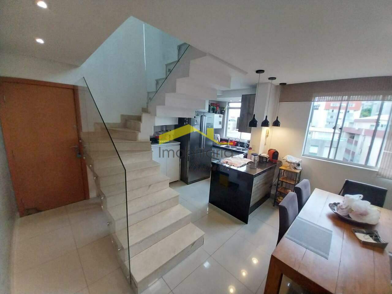 Cobertura à venda no Buritis: 