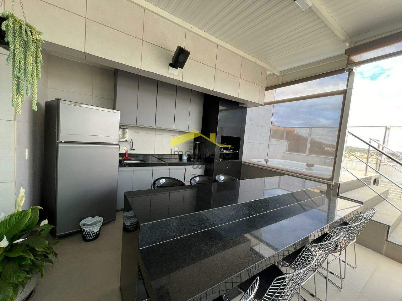 Cobertura à venda no Buritis: 