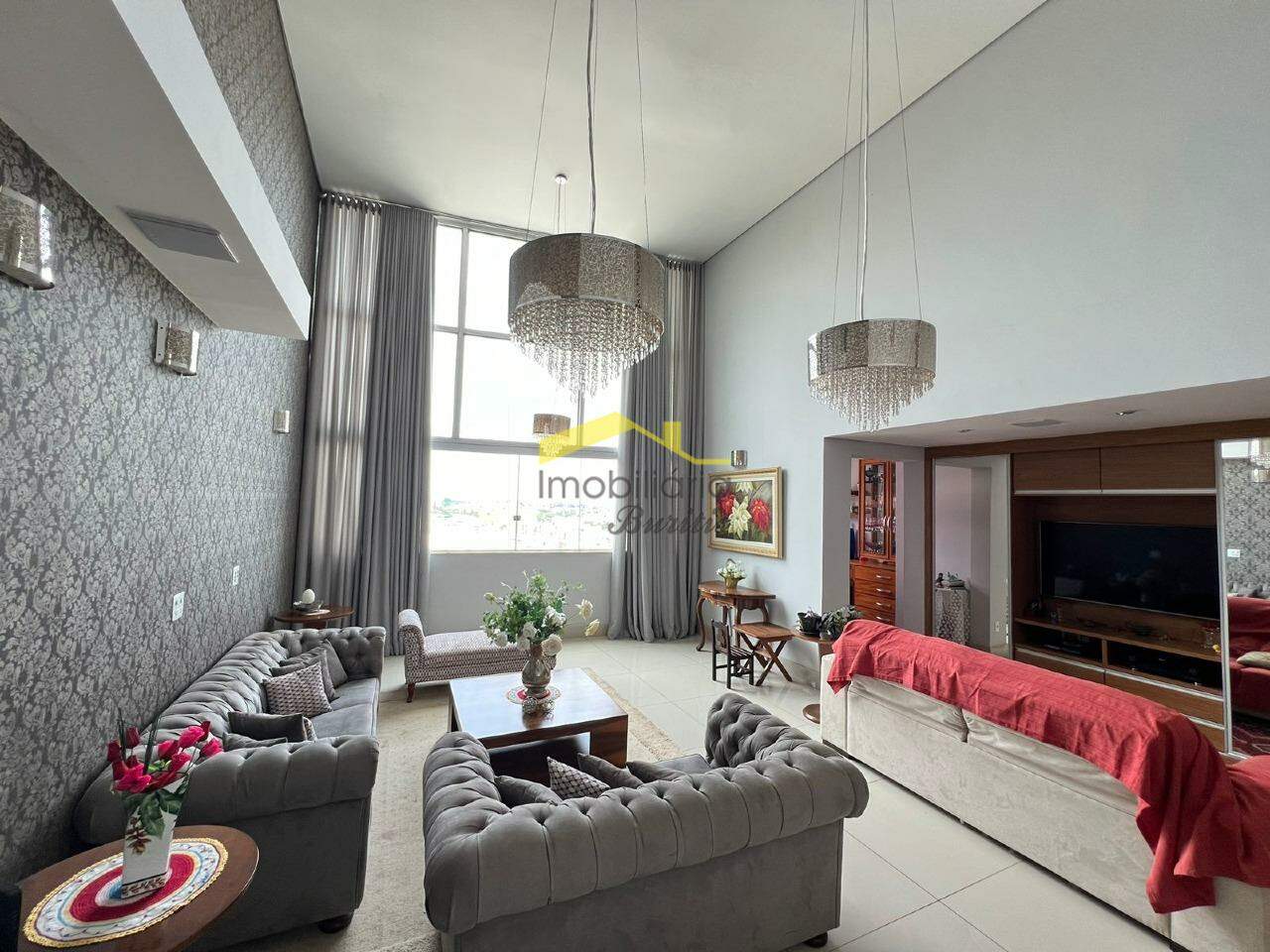 Cobertura à venda no Buritis: 