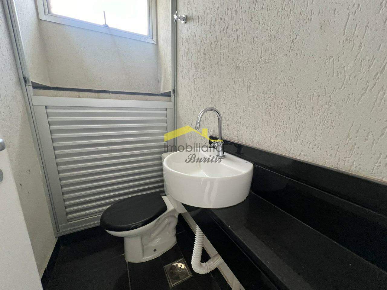 Sala para aluguel no Estoril: 